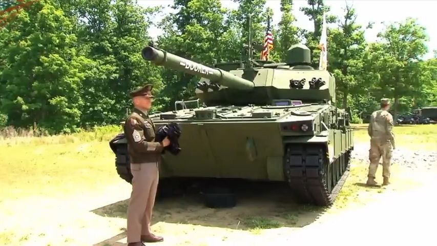 Prohlédněte si nový americký tank. Jmenuje se po hrdinech